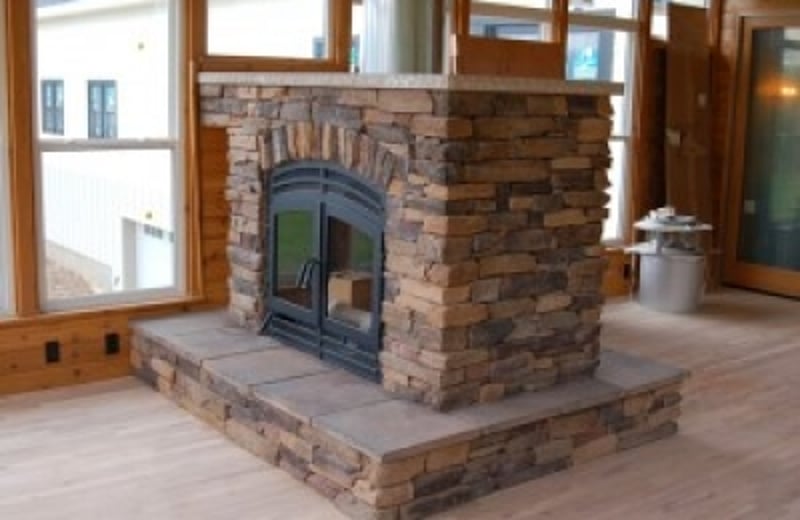 See-Through Wood Fireplaces preview 3